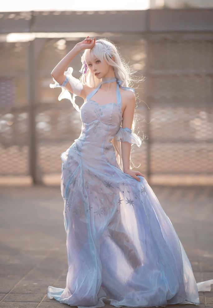 坂坂白艾米莉亚 – 978