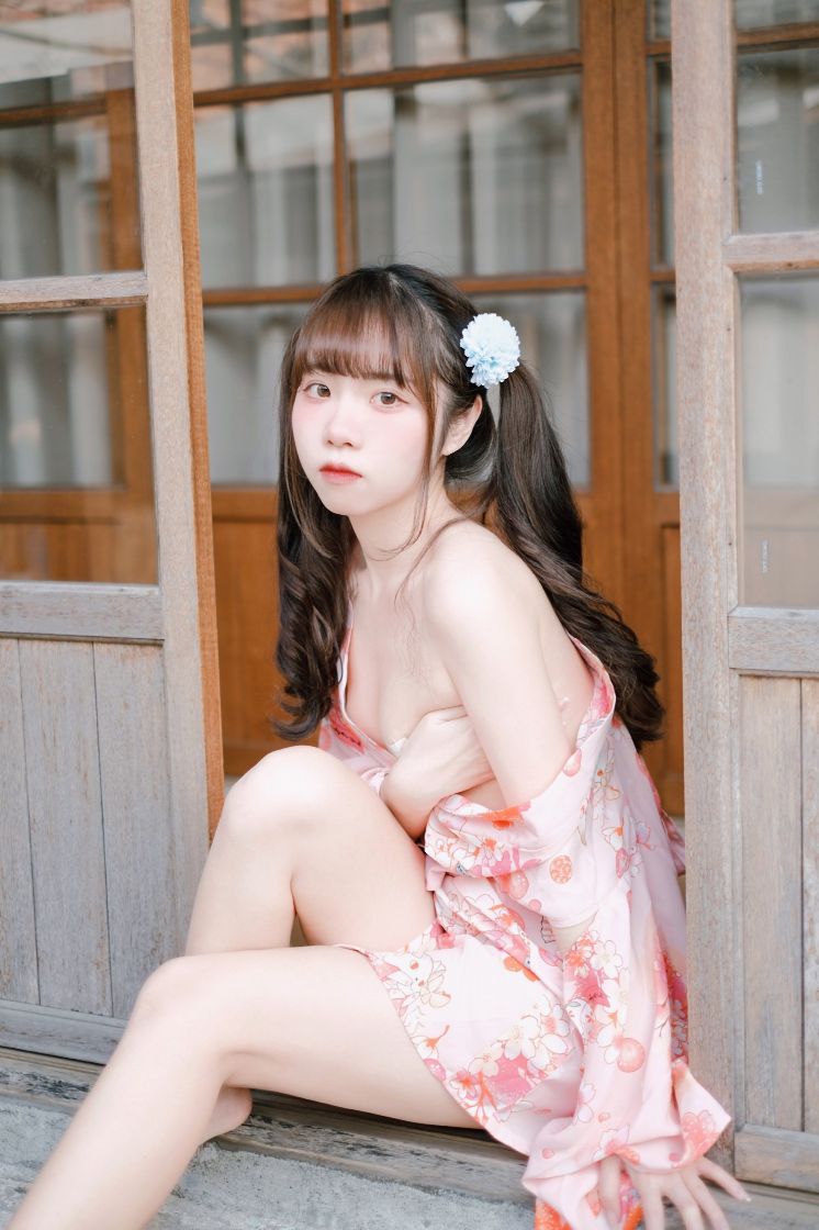 可可小白兔夏日浴衣纯欲粉嫩少女 – 1201