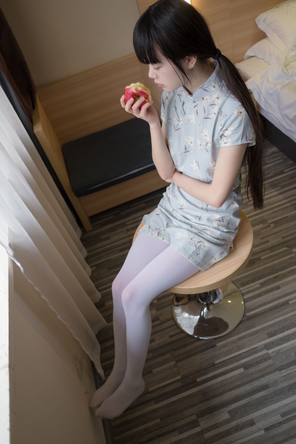 西尔酱兰草旗袍篇 – 1121